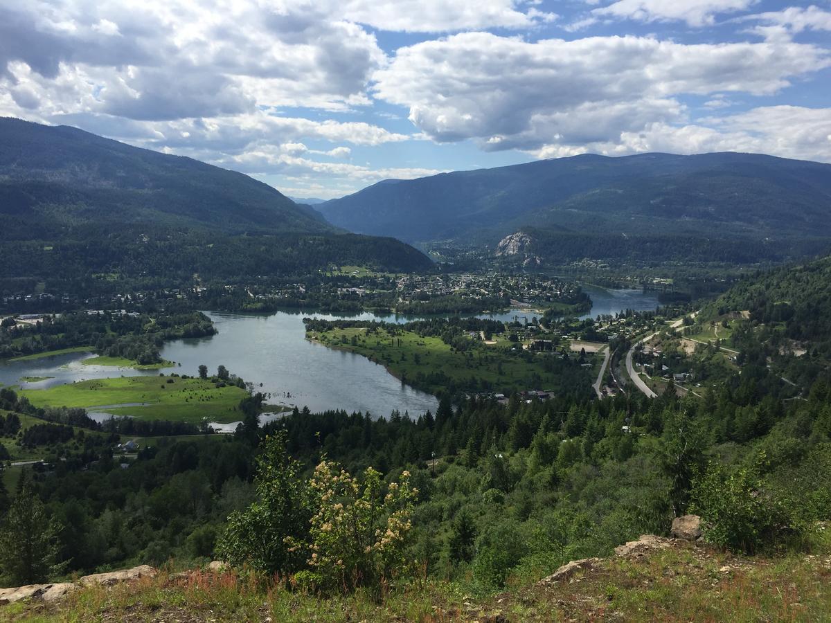 Canadas Best Value Inn & Suites-Castlegar Eksteriør billede